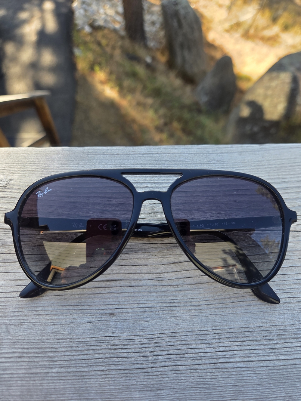 Ray-Ban Black Aviator Sunglasses - Classic UV Protection